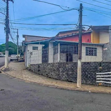 Buy this 6 bed house on Rua Presidente Juscelino Kubitscheck de Olive in Vila Antônio Augusto, Caçapava - SP