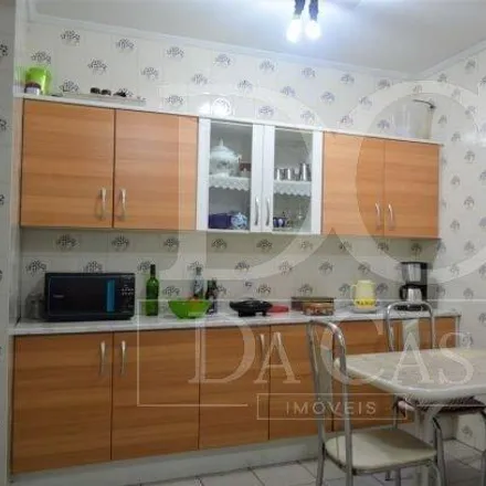 Buy this 3 bed apartment on Aurora Esmalteria e Beleza in Rua Luzitana 86, Higienópolis