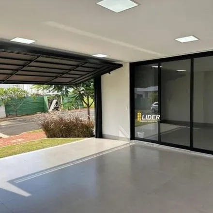 Buy this studio house on Avenida João Naves de Ávila in Centro, Uberlândia - MG