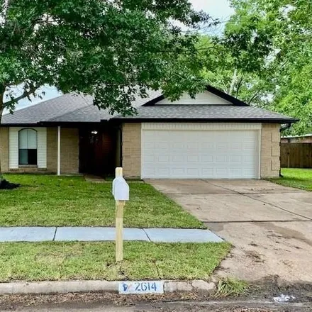 Buy this 3 bed house on 2648 Harvest Moon Drive in Missouri City, TX 77489