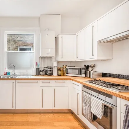 Image 3 - London, Upper Tooting, ENGLAND, GB - Apartment for rent