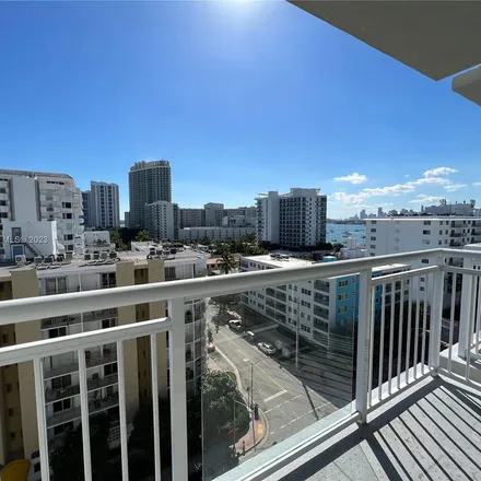 Image 4 - Bayview Condominium, 1345 Lincoln Road, Miami Beach, FL 33139, USA - Apartment for rent