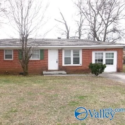 Buy this 3 bed house on 4811 Lumary Drive Northwest in Brookhurst, Huntsville
