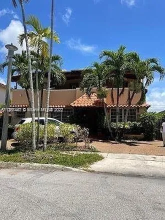 Buy this studio duplex on 1721 Southwest 11th Terrace in Shenandoah, Miami