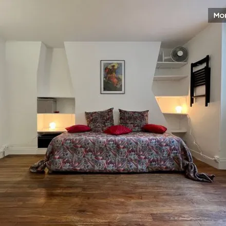 Image 3 - 73 Rue Saint-Honoré, 75001 Paris, France - Apartment for rent