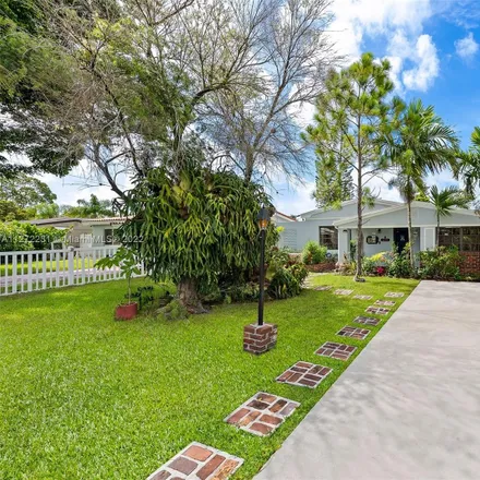 Rent this 3 bed house on 1274 Northeast 180th Street in North Miami Beach, FL 33162