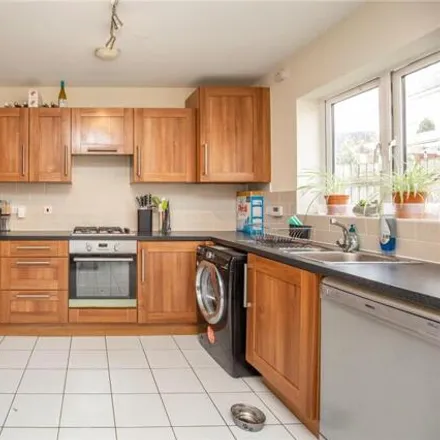 Image 2 - 30 Medlar Close, Bristol, BS10 7NF, United Kingdom - Duplex for sale