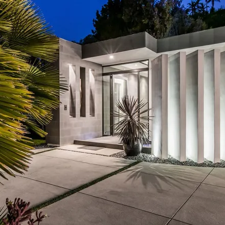 Image 2 - 1049 Loma Vista Drive, Beverly Hills, CA 90210, USA - House for sale