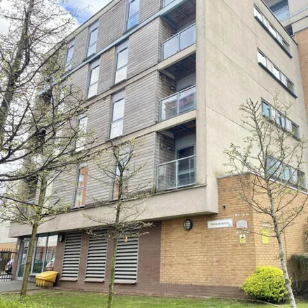 Rent this 2 bed apartment on Elmira Way in Salford, M5 3DH