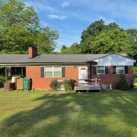Buy this 3 bed house on 423 Eastover Avenue in Norwood, Stanly County