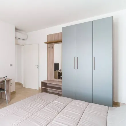 Image 2 - Trani, Apulia, Italy - Apartment for rent