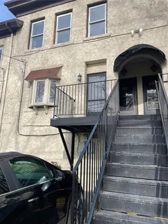 Rent this 2 bed condo on 1399 Walnut Street in Wilkinsburg, PA 15221