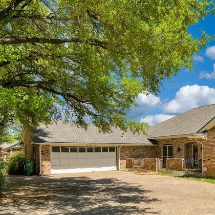 Buy this 5 bed house on 3401 Bridlegate Drive in Arlington, TX 76016