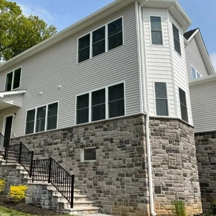 Rent this 4 bed townhouse on 62 Rookwood Terrace in Parsippany-Troy Hills, NJ 07950