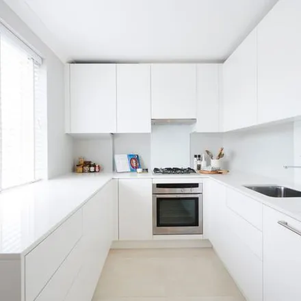 Rent this 2 bed apartment on Fulham Road in London, SW6 5HG