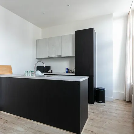 Rent this 2 bed apartment on Sint-Paulusstraat 40 in 2000 Antwerp, Belgium