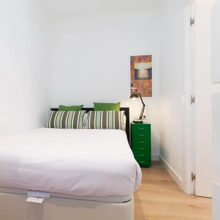 Rent this 1 bed apartment on Carrer de Salamanca in 08001 Barcelona, Spain