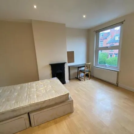 Rent this 1 bed house on Bankfield Road in Leeds, LS4 2RD