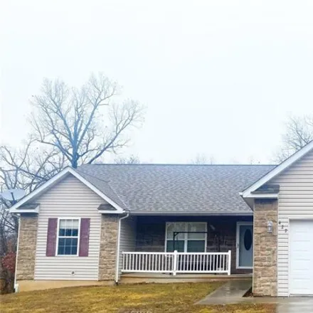 Buy this 5 bed house on Eastlawn Avenue in Saint Robert, MO 65584