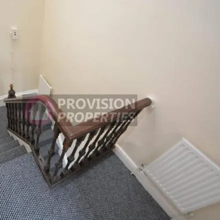 Image 3 - Cross Cliff Road, Leeds, LS6 2AX, United Kingdom - Townhouse for rent