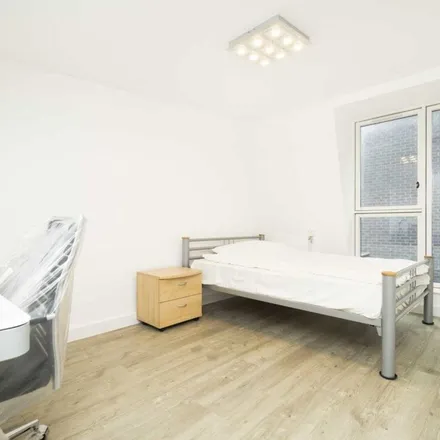 Rent this 1 bed apartment on 11 Keirin Road in London, E20 1GU