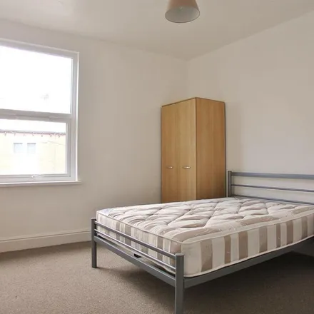 Image 7 - 735 Ecclesall Road, Sheffield, S11 8TB, United Kingdom - Townhouse for rent
