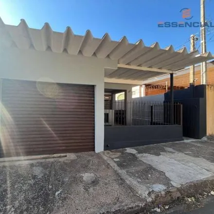 Buy this 3 bed house on Escola Estadual Álvaro José de Souza in Avenida Francisco de Oliveira Leite 355, Jardim Peabiru