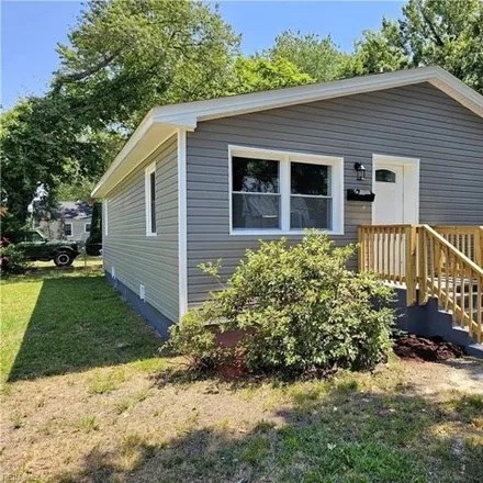 Buy this 3 bed house on 635 Augusta St in Hampton, Virginia