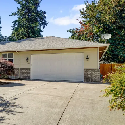 Image 2 - 19254 Southeast Owls Rest Court, Portland, OR 97267, USA - House for sale