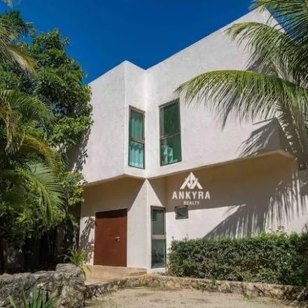 Buy this 6 bed house on unnamed road in 77506 Cancún, ROO