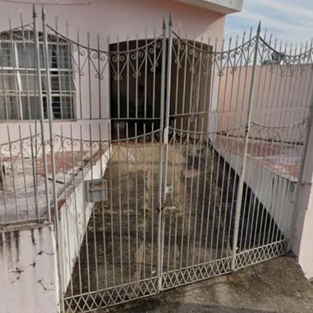 Buy this 2 bed house on Rua Julia Martins Domingues in Vila Domingues, Votorantim - SP