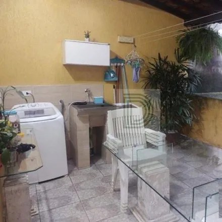 Buy this 3 bed house on Rua Tenente Ângelo Casagrande in Padroeira, Osasco - SP