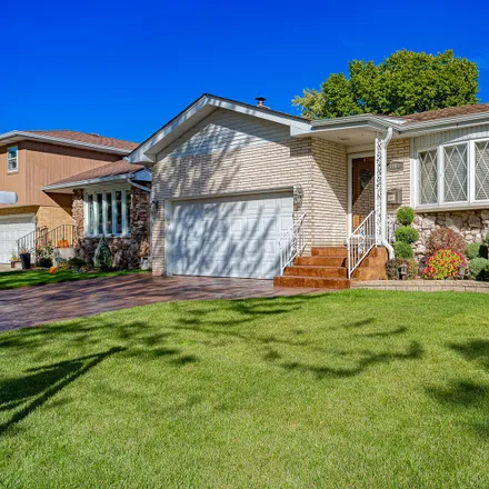 Buy this 3 bed house on 1801 Linden Avenue in Park Ridge, IL 60068