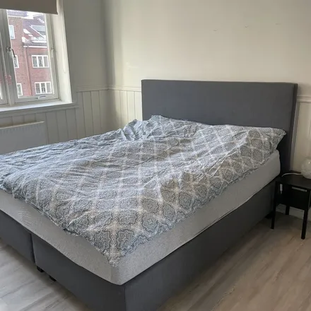 Rent this 3 bed apartment on Trondheimsveien 99 in 0565 Oslo, Norway