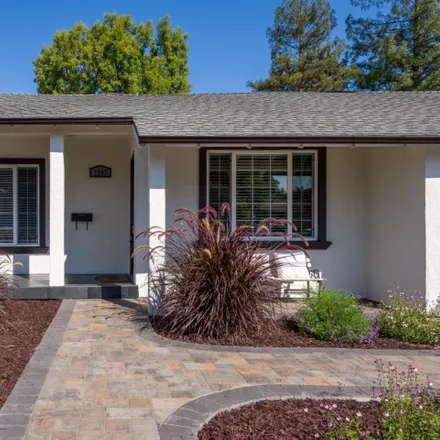 Image 3 - 1243 Fairview Avenue, Redwood City, CA 94061, USA - House for sale