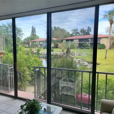 Buy this 3 bed condo on 6470 Seagull Drive in Manatee County, FL 34210