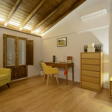 Rent this 2 bed apartment on Calle San Luis in 18010 Granada, Spain