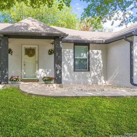 Image 4 - 325 County Road 3830, San Antonio, Texas, 78253 - House for sale