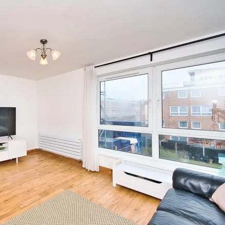 Image 2 - Bresslaw Court, 191 Wager Street, Bow Common, London, E3 4DW, United Kingdom - Apartment for rent