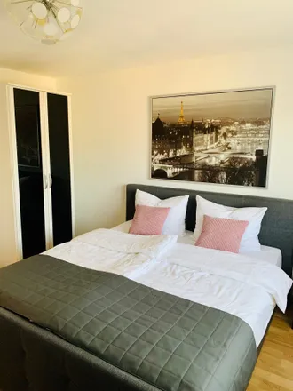 Rent this 4 bed apartment on Hardeckstraße 16 in 76185 Karlsruhe, Germany