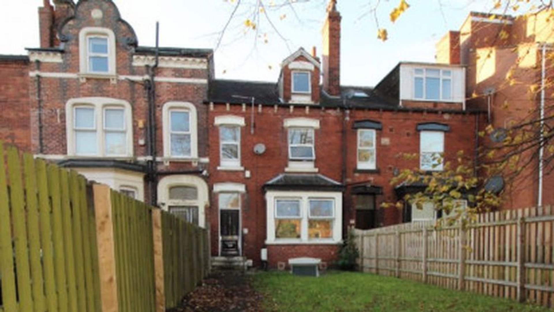 9 bedroom apartment at 116A Belle Vue Road, Leeds, LS3, United Kingdom