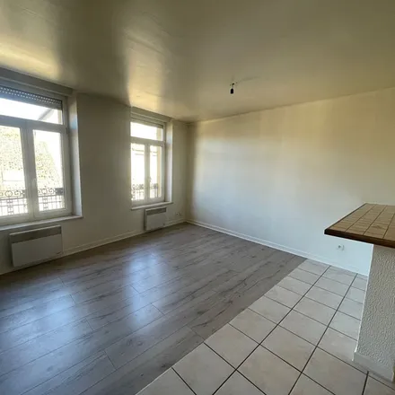 Image 3 - 18 Rue de Villars, 57100 Thionville, France - Apartment for rent