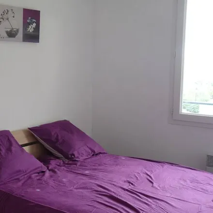 Rent this 1 bed apartment on 06210 Mandelieu-la-Napoule