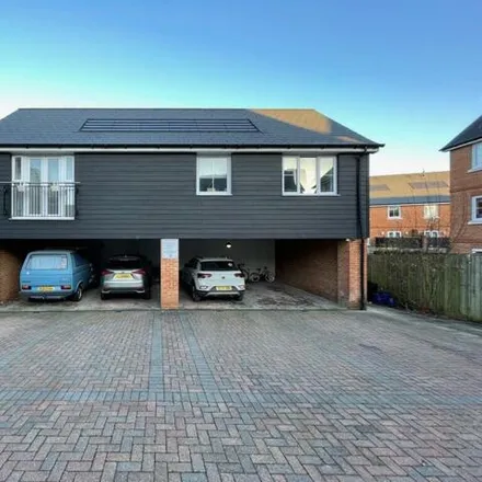 Buy this 2 bed house on Woodland Road in Dunton Green, TN14 5GD