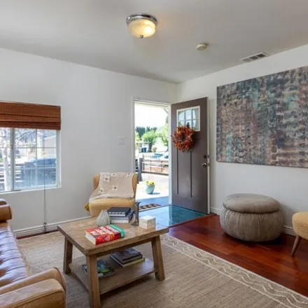 Image 5 - 1700 North Avenue 46, Los Angeles, CA 90041, USA - House for sale
