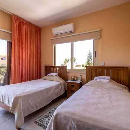 Image 3 - Paphos Municipality, Paphos District, Cyprus - Apartment for rent