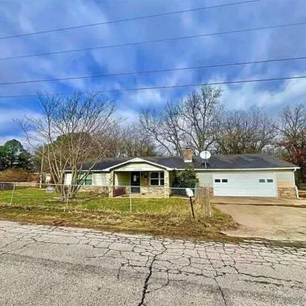 Buy this 4 bed house on 6056 East 81st Street North in Mallard Bay, Wagoner County