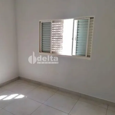 Buy this 3 bed house on Rua Denver in Novo Mundo, Uberlândia - MG