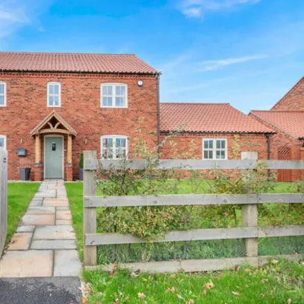 Buy this 4 bed house on Church Hill Farm in Cross Street, Sturton le Steeple