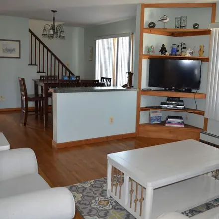 Rent this 5 bed house on Lavallette